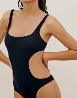 Allie One Piece - Black 12 Allie One Piece - Black -Swimwear Sales ALLIEONEPIECE DETAIL