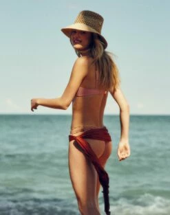 Firenze Nicole Flora Top - Duchese 14 Firenze Nicole Flora Top - Duchese -Swimwear Sales DUCHESE Firenze Nicole Flora Top 4 1 1