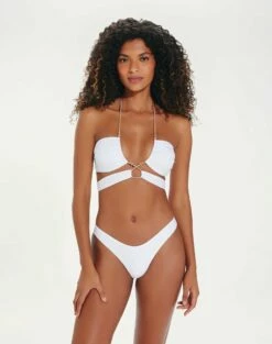 Giulia Bottom - White 11 Giulia Bottom - White -Swimwear Sales GiuliaBottom front 2fd0b436 8924 4c96 bbb9 835d2b0d3f8c 1