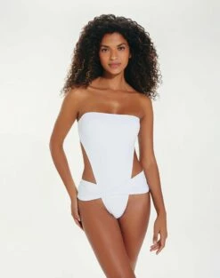 Kieza One Piece - White -Swimwear Sales KiezaOnePiece front f8403d5e cd91 46ec 88b2 52c1cbfe2851 1