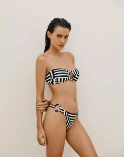 Tisa Detail Bottom - Geo 17 Tisa Detail Bottom - Geo -Swimwear Sales TISADETAILBOTTOM FRONT 1