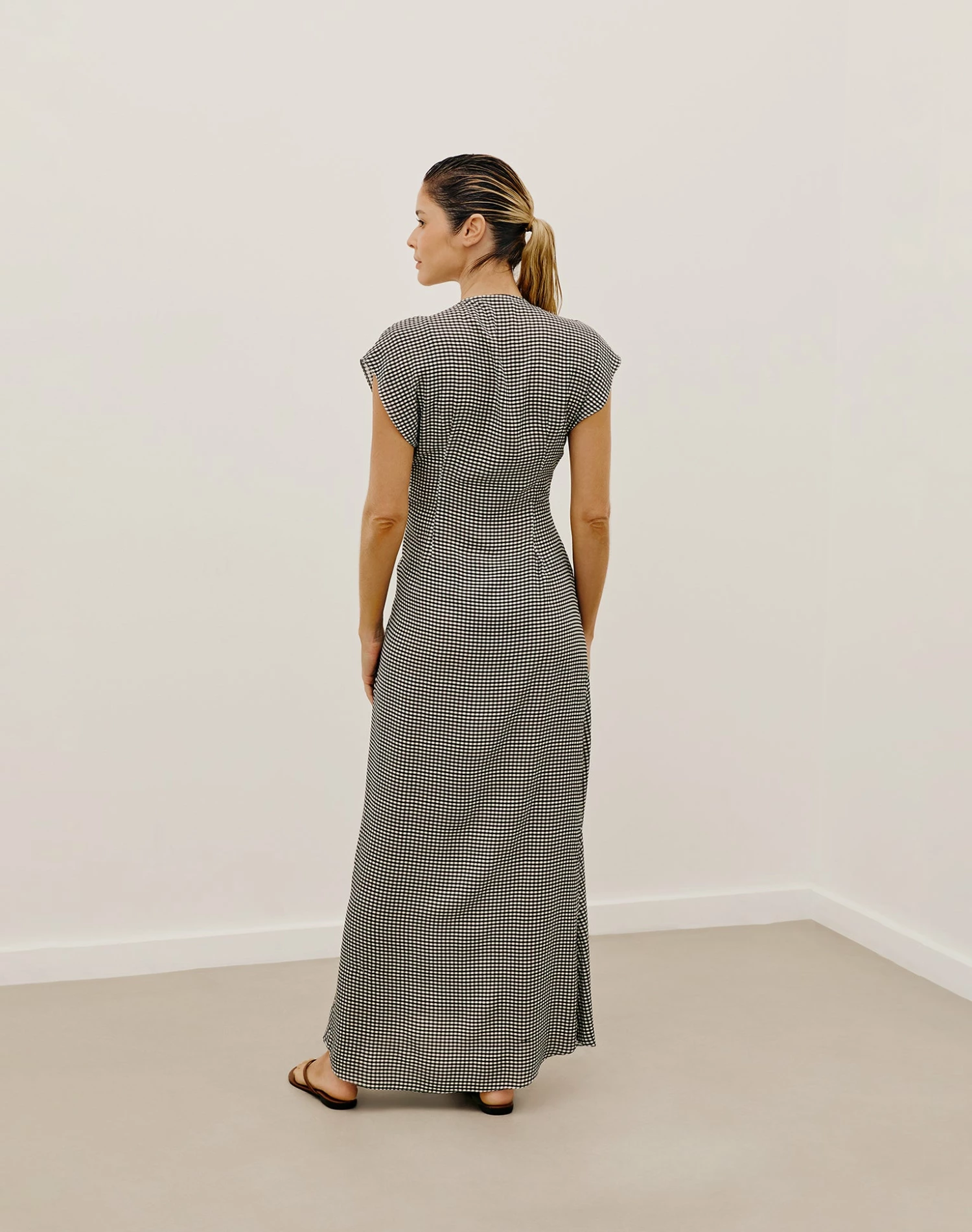 Sasha Long Cover Up - Lupita 4 Sasha Long Cover Up - Lupita - Image 2