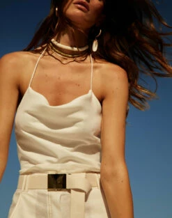 Accessories Shell Pendant - Gold -Swimwear Sales white serena top mara short lifestyle 2 befab808 90d4 4726 bf6b 618625b7c104